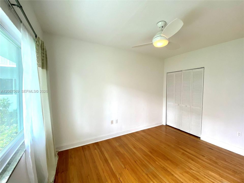 For Rent: $2,000 (1 beds, 1 baths, 549 Square Feet)