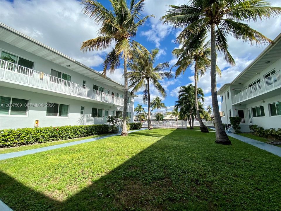 For Rent: $2,000 (1 beds, 1 baths, 549 Square Feet)