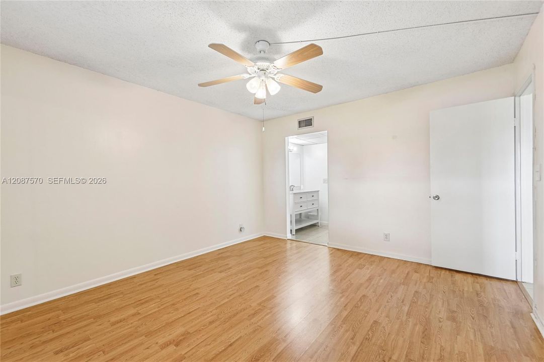 En Venta: $68,000 (1 camas, 1 baños, 739 Pies cuadrados)