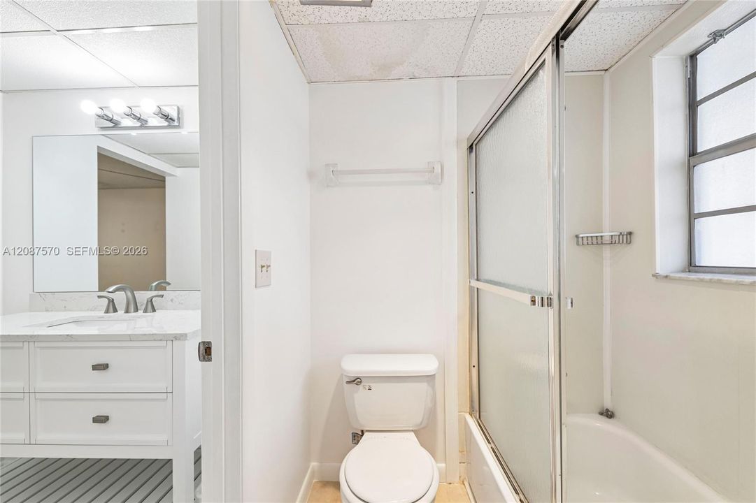 En Venta: $68,000 (1 camas, 1 baños, 739 Pies cuadrados)