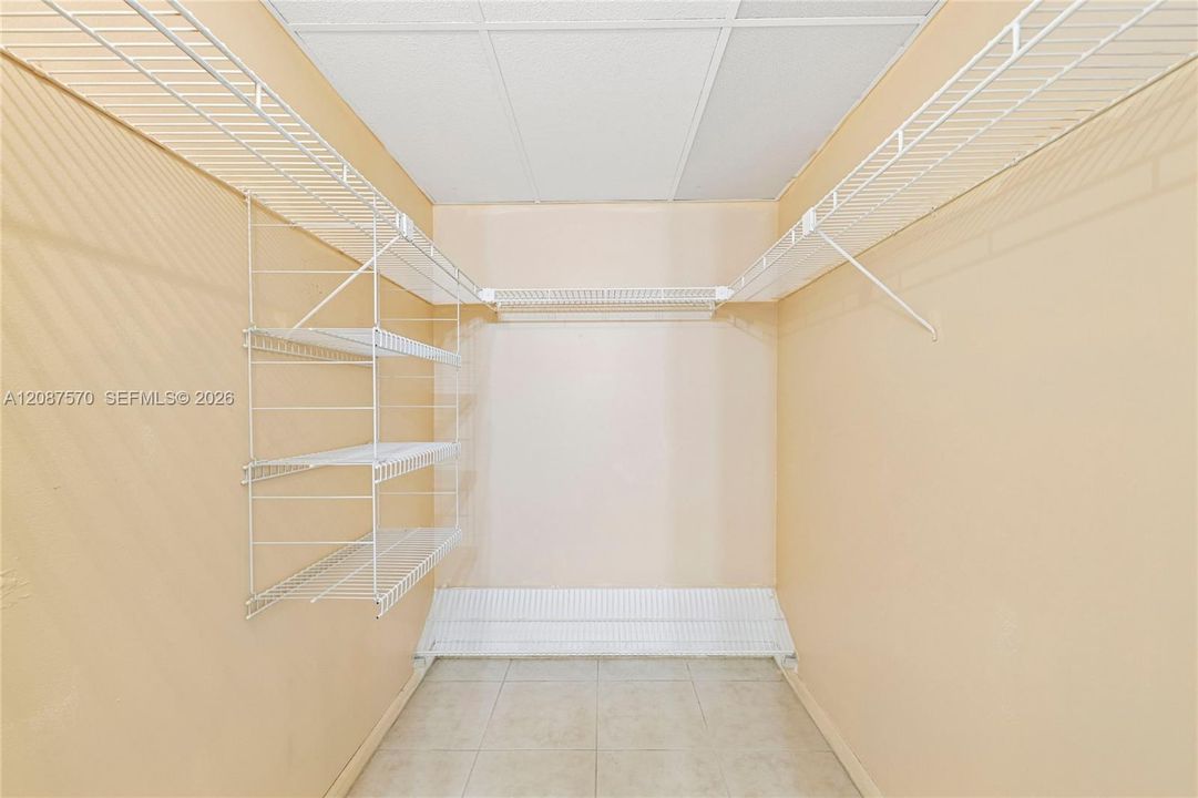 En Venta: $68,000 (1 camas, 1 baños, 739 Pies cuadrados)
