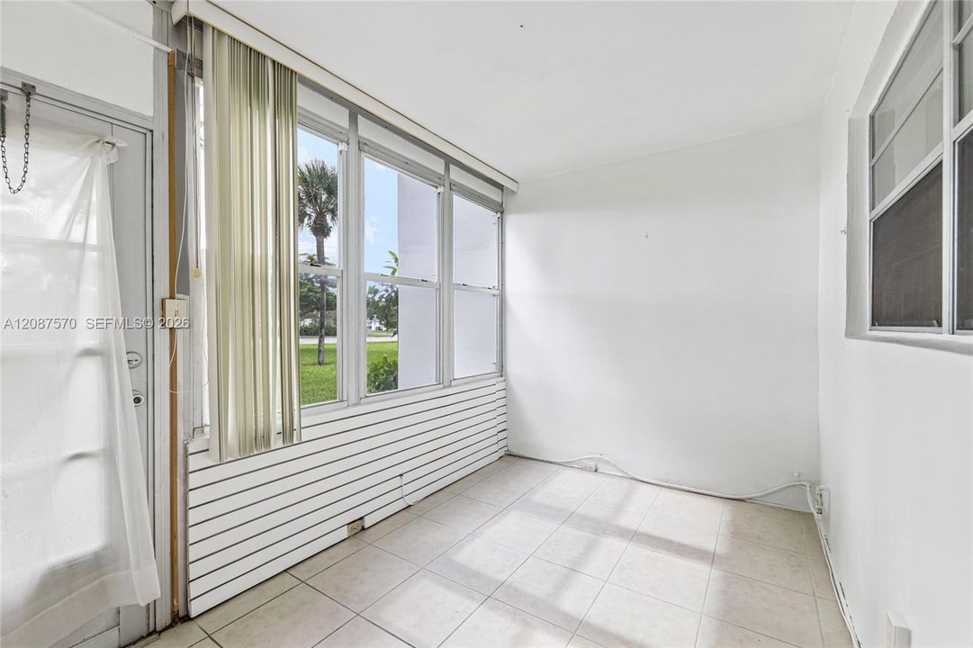 En Venta: $68,000 (1 camas, 1 baños, 739 Pies cuadrados)