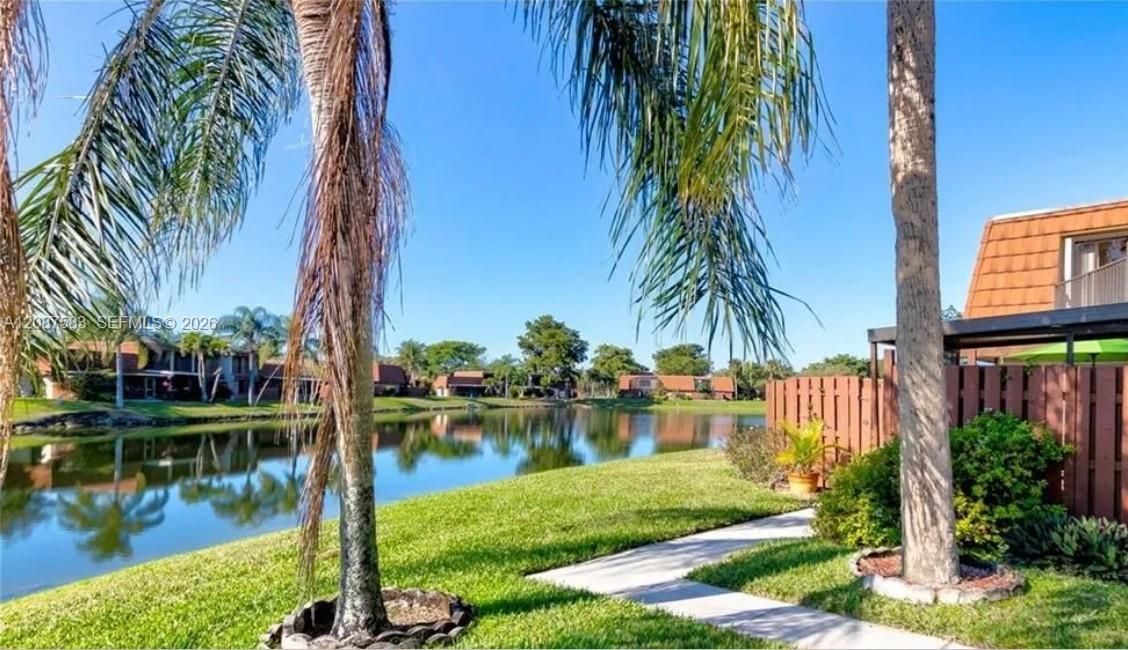 For Sale: $475,000 (3 beds, 2 baths, 1654 Square Feet)