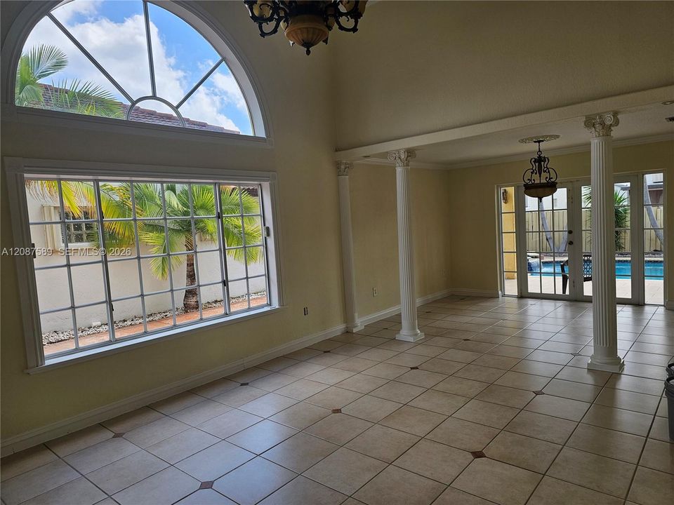 For Rent: $4,000 (4 beds, 2 baths, 2353 Square Feet)