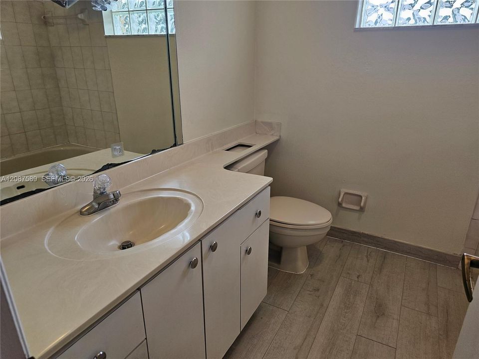 For Rent: $4,000 (4 beds, 2 baths, 2353 Square Feet)