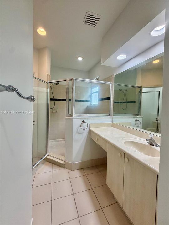 В аренду: $2,645 (3 спален, 2 ванн, 1693 Квадратных фут)