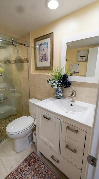 For Rent: $2,500 (2 beds, 2 baths, 1216 Square Feet)