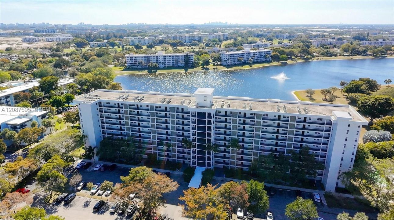 For Rent: $2,500 (2 beds, 2 baths, 1216 Square Feet)