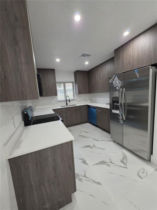En Venta: $495,000 (4 camas, 2 baños, 0 Pies cuadrados)