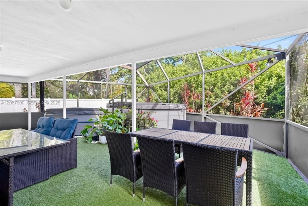 For Sale: $1,149,995 (6 beds, 4 baths, 3424 Square Feet)