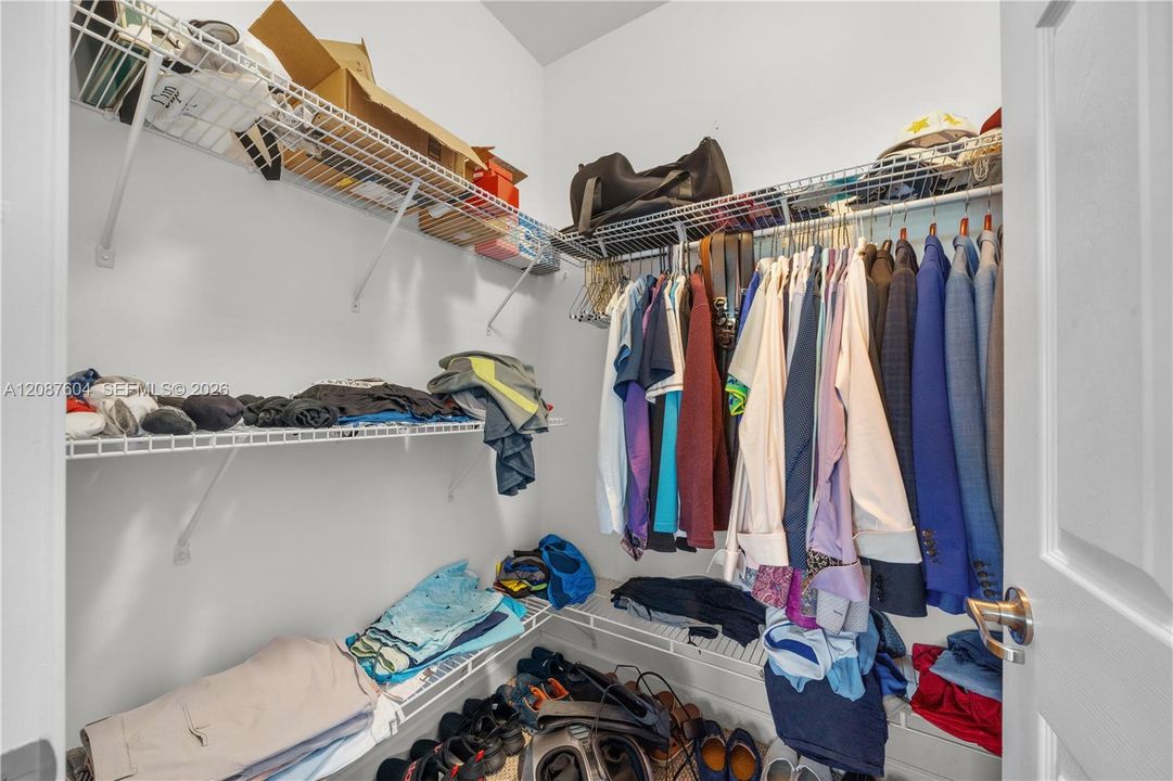 В аренду: $4,850 (4 спален, 3 ванн, 2206 Квадратных фут)