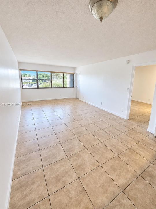 En Venta: $225,000 (1 camas, 1 baños, 845 Pies cuadrados)