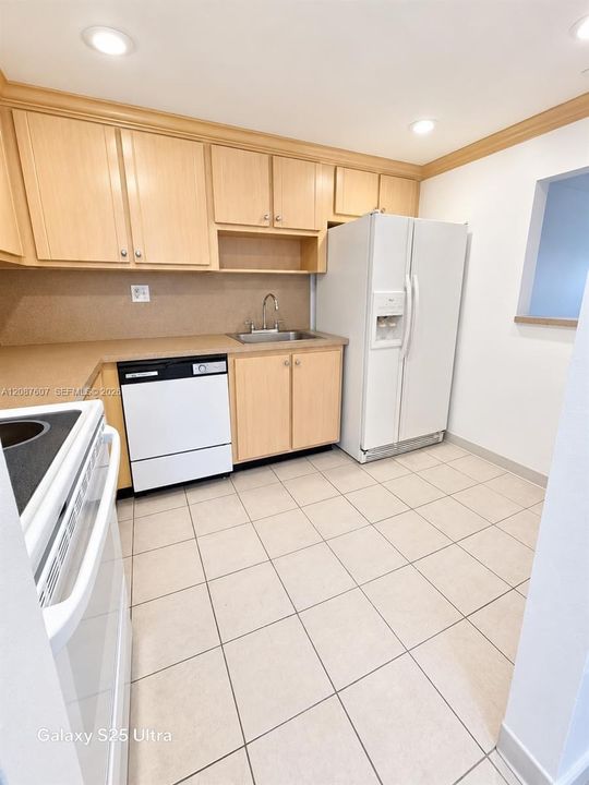 En Venta: $225,000 (1 camas, 1 baños, 845 Pies cuadrados)