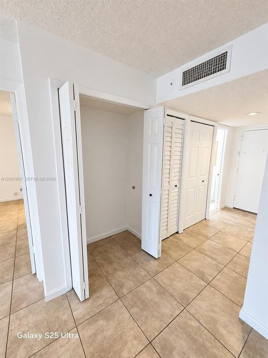 En Venta: $225,000 (1 camas, 1 baños, 845 Pies cuadrados)