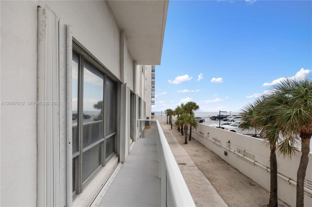 En Venta: $497,000 (2 camas, 2 baños, 1868 Pies cuadrados)