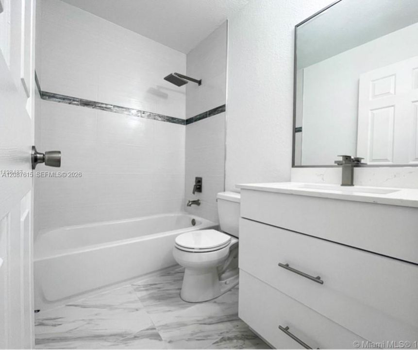 For Sale: $269,000 (3 beds, 2 baths, 1302 Square Feet)