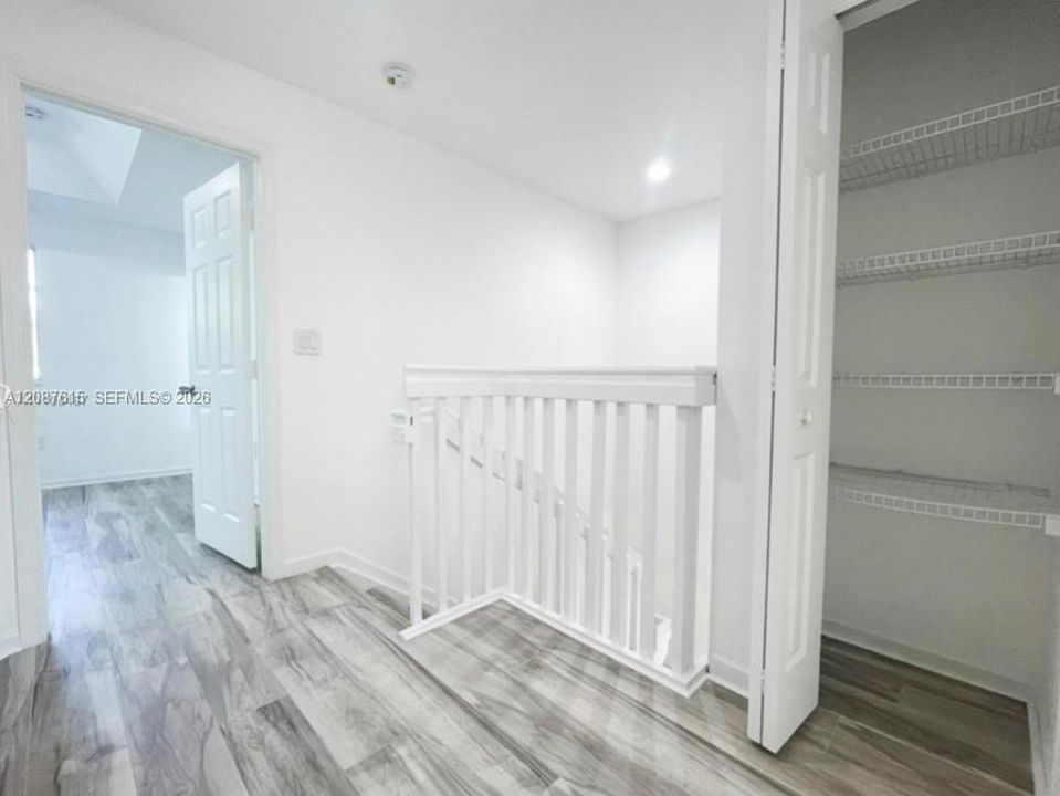 For Sale: $269,000 (3 beds, 2 baths, 1302 Square Feet)