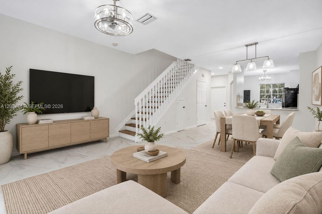 For Sale: $349,000 (2 beds, 2 baths, 1214 Square Feet)
