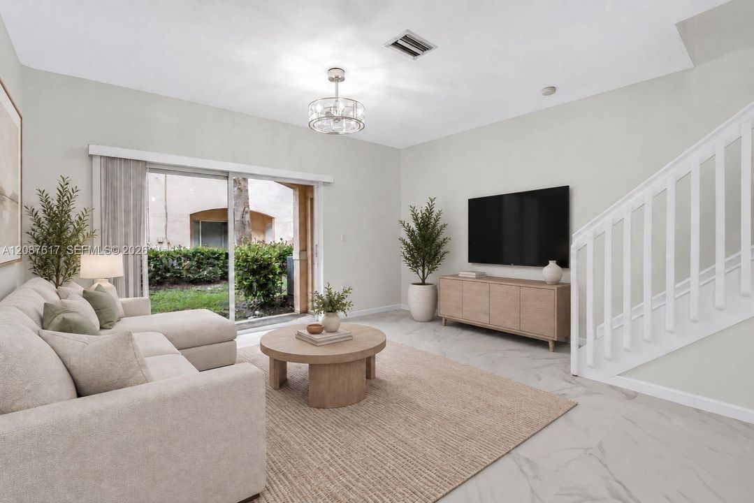 For Sale: $349,000 (2 beds, 2 baths, 1214 Square Feet)