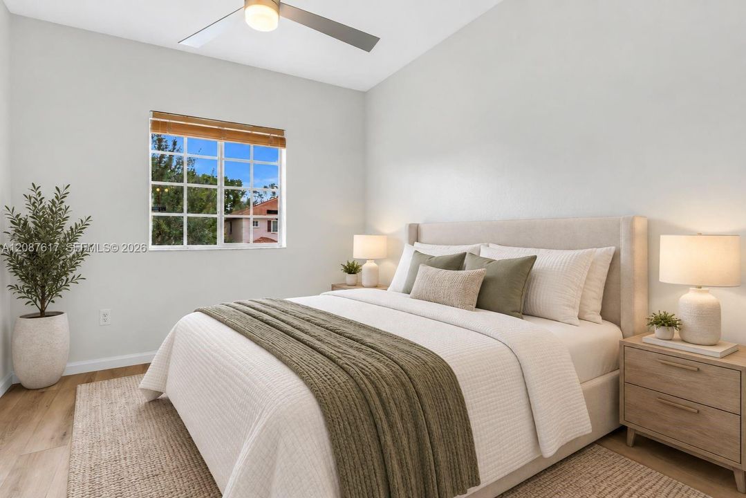 For Sale: $349,000 (2 beds, 2 baths, 1214 Square Feet)