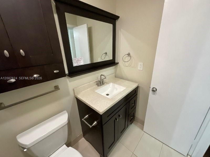 For Rent: $2,440 (3 beds, 2 baths, 1643 Square Feet)
