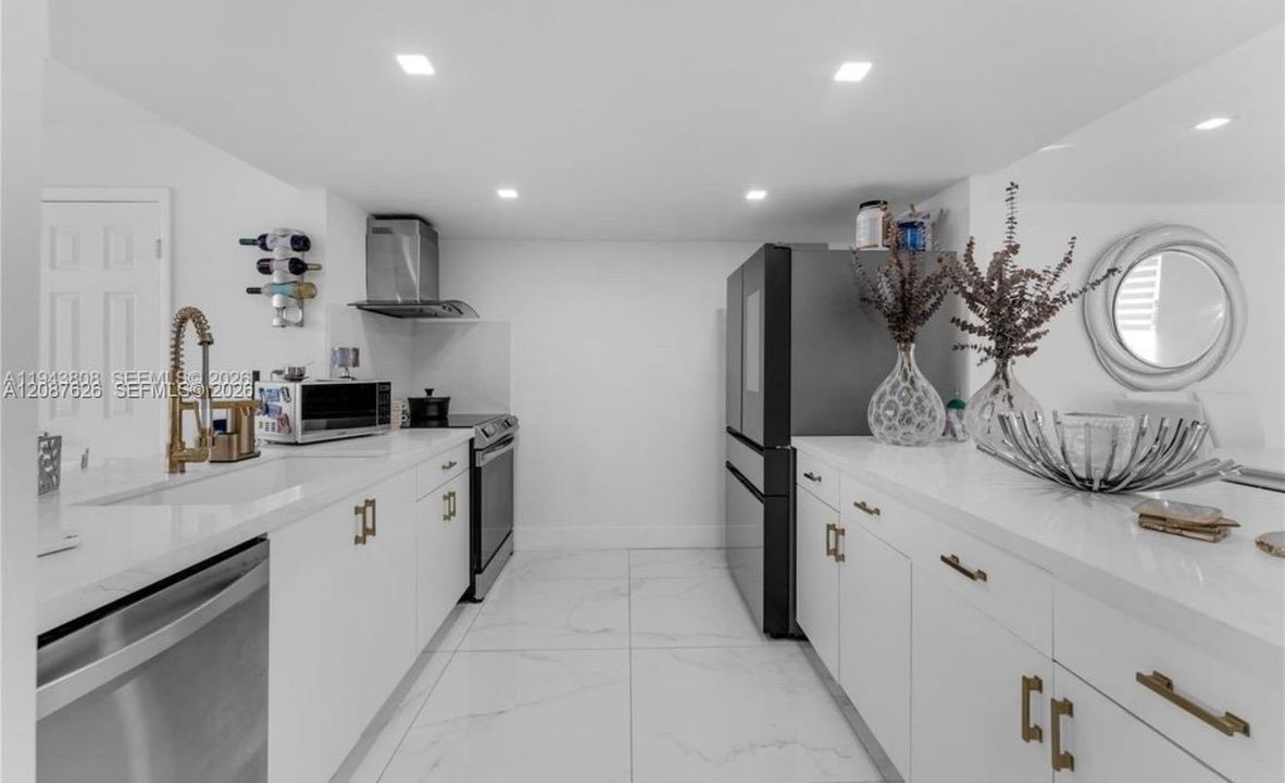 For Sale: $450,000 (3 beds, 2 baths, 1510 Square Feet)