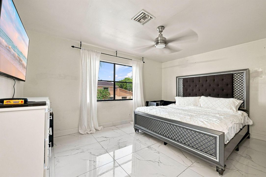 19-web-or-mls-3370-beau-rivage-dr-3-g