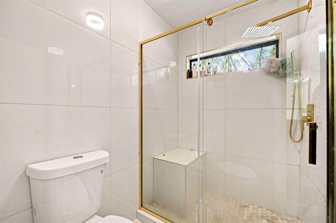 22-web-or-mls-3370-beau-rivage-dr-3-g