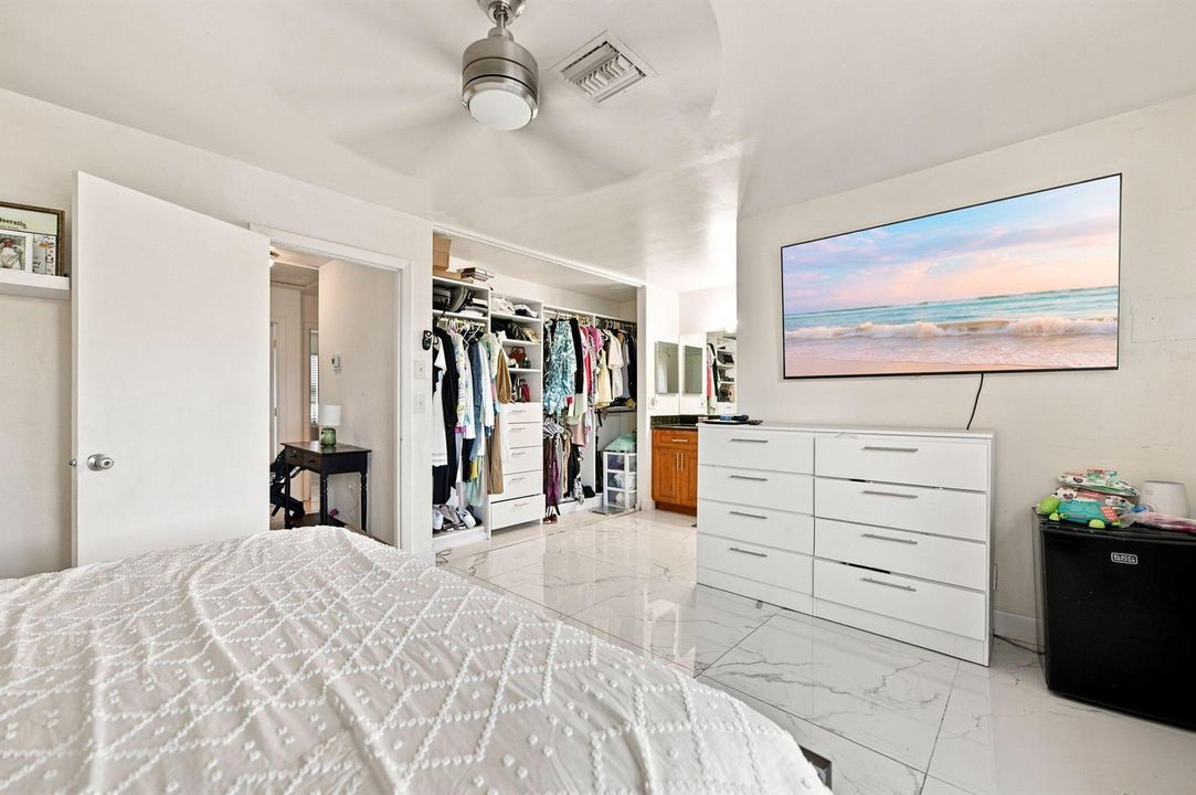 20-web-or-mls-3370-beau-rivage-dr-3-g