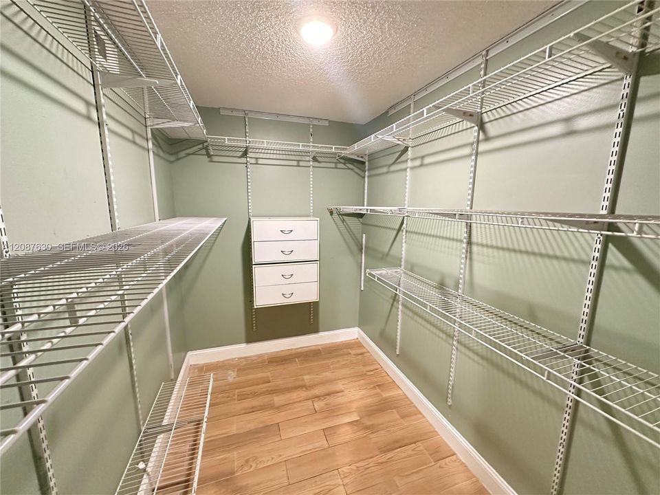 En Renta: $1,900 (2 camas, 2 baños, 925 Pies cuadrados)