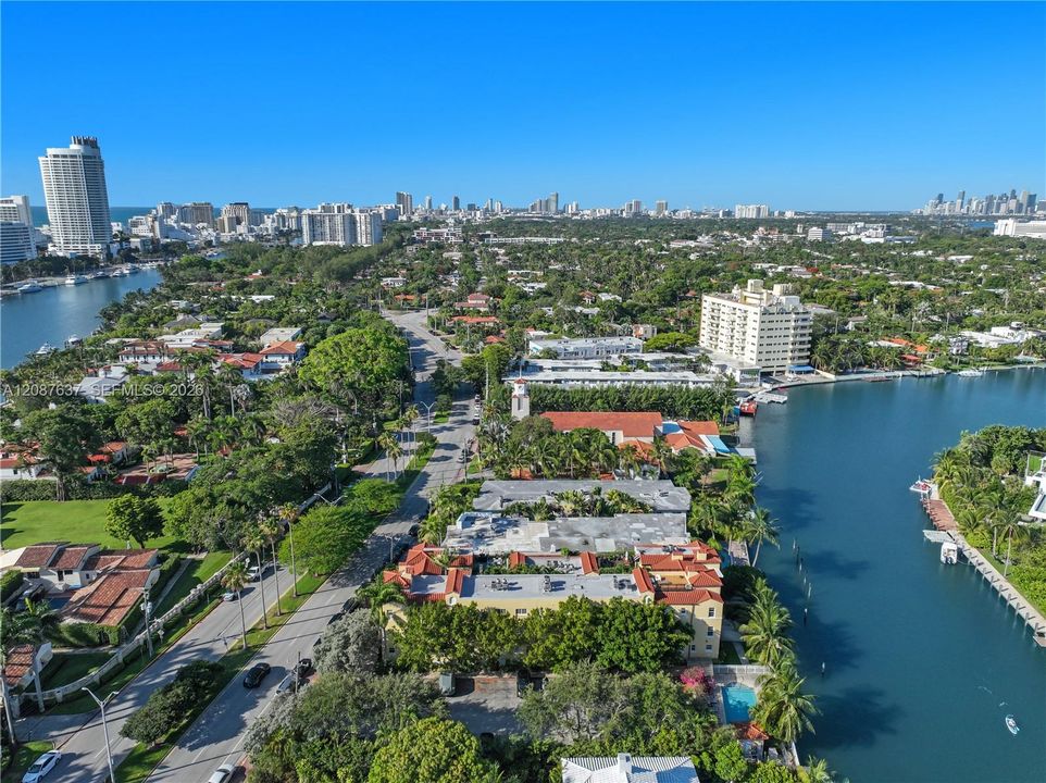 For Rent: $3,000 (1 beds, 1 baths, 603 Square Feet)