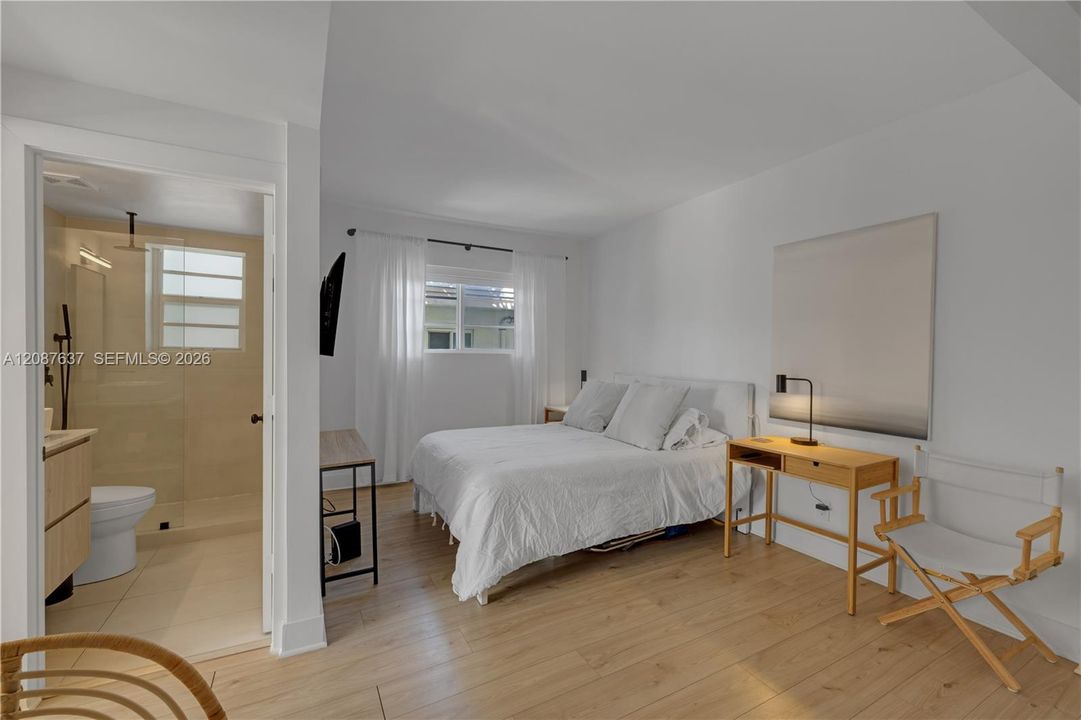 For Rent: $3,000 (1 beds, 1 baths, 603 Square Feet)