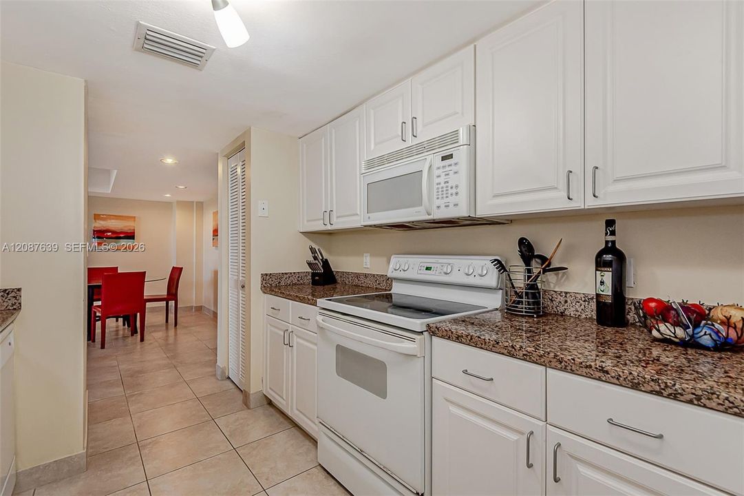 For Rent: $7,500 (2 beds, 2 baths, 1180 Square Feet)