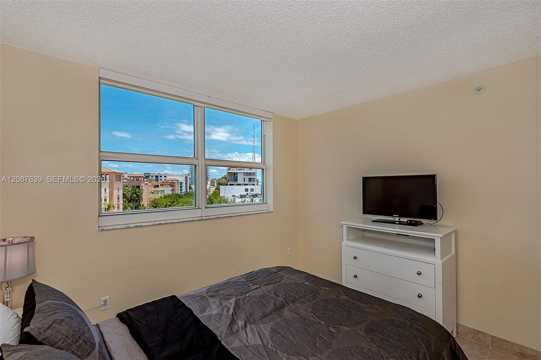 For Rent: $7,500 (2 beds, 2 baths, 1180 Square Feet)