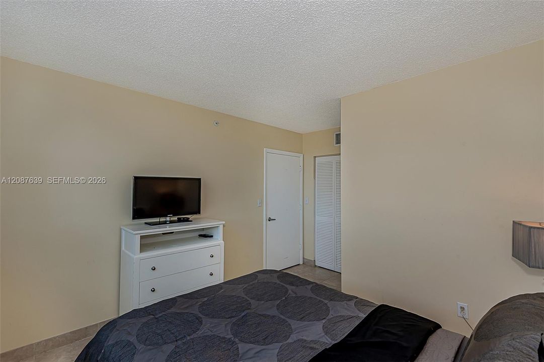 For Rent: $7,500 (2 beds, 2 baths, 1180 Square Feet)