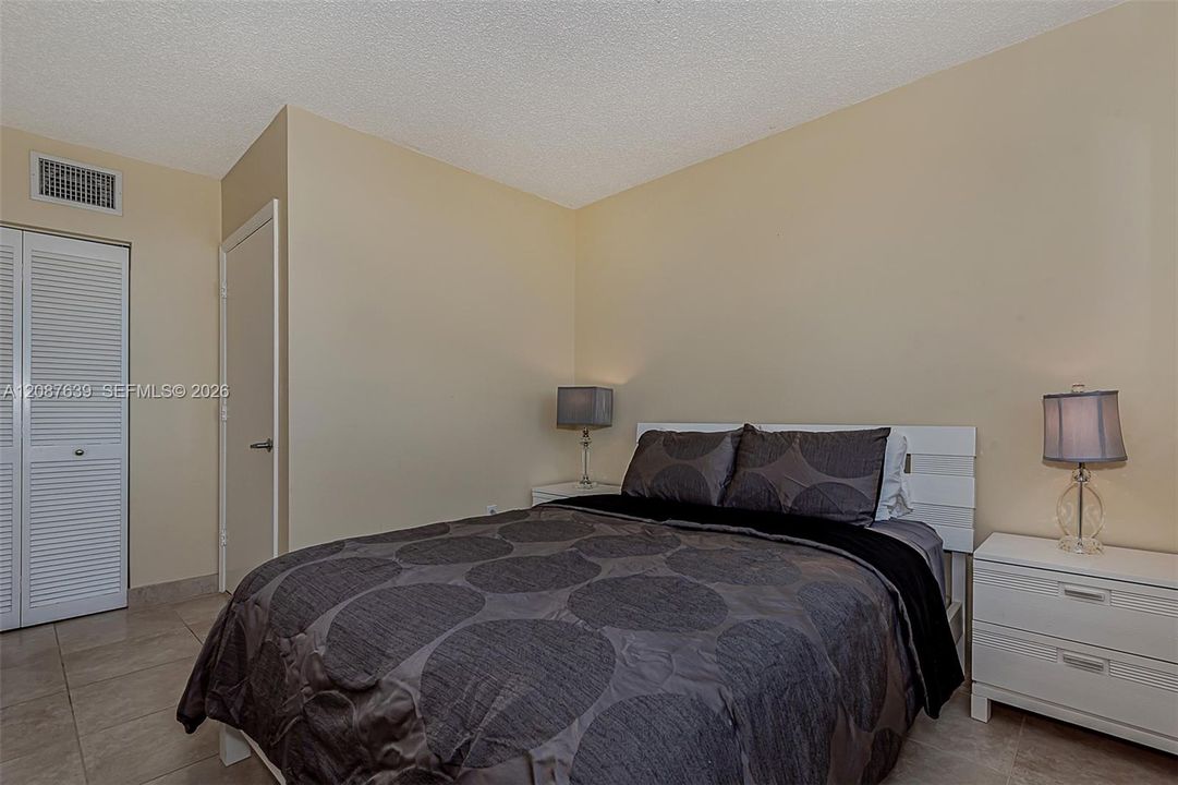 For Rent: $7,500 (2 beds, 2 baths, 1180 Square Feet)