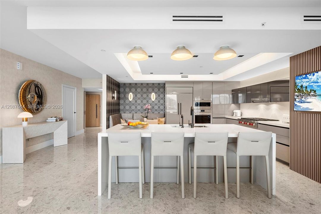 En Venta: $3,400,000 (3 camas, 3 baños, 2840 Pies cuadrados)