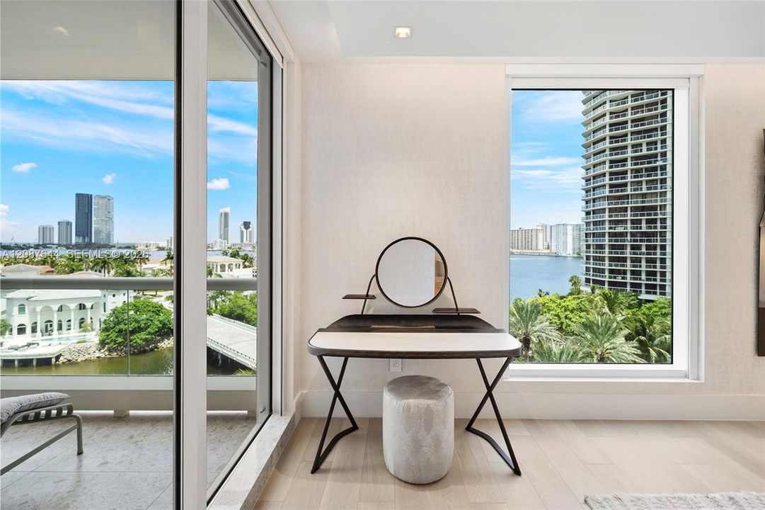 En Venta: $3,400,000 (3 camas, 3 baños, 2840 Pies cuadrados)