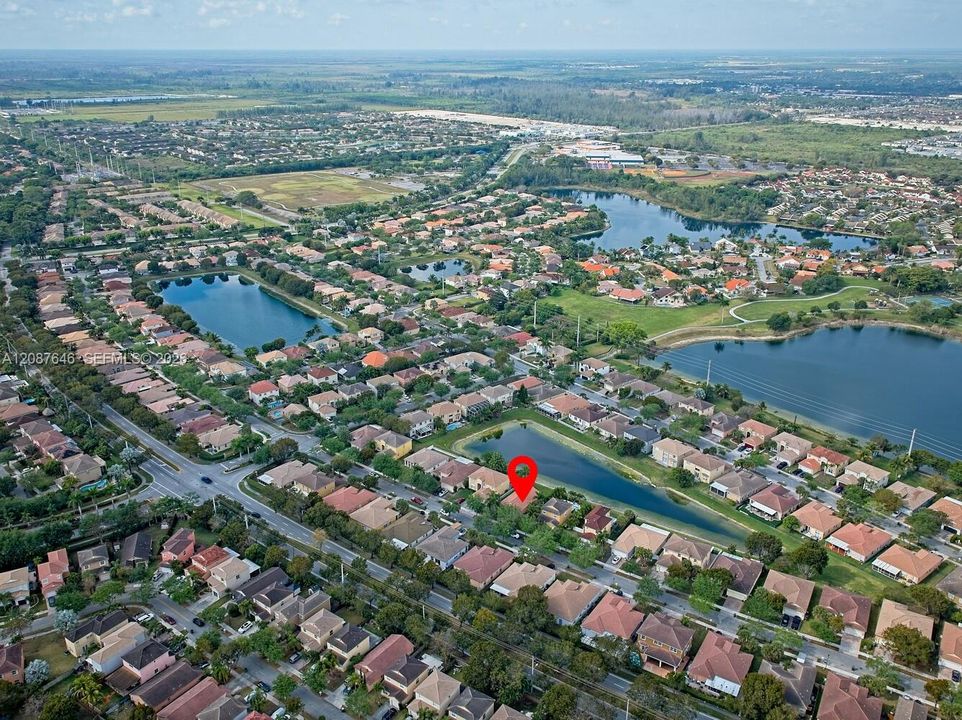 En Venta: $440,000 (3 camas, 2 baños, 1483 Pies cuadrados)