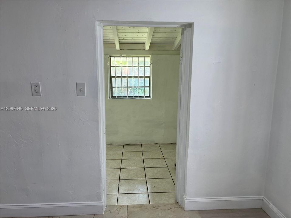Large Utility Room