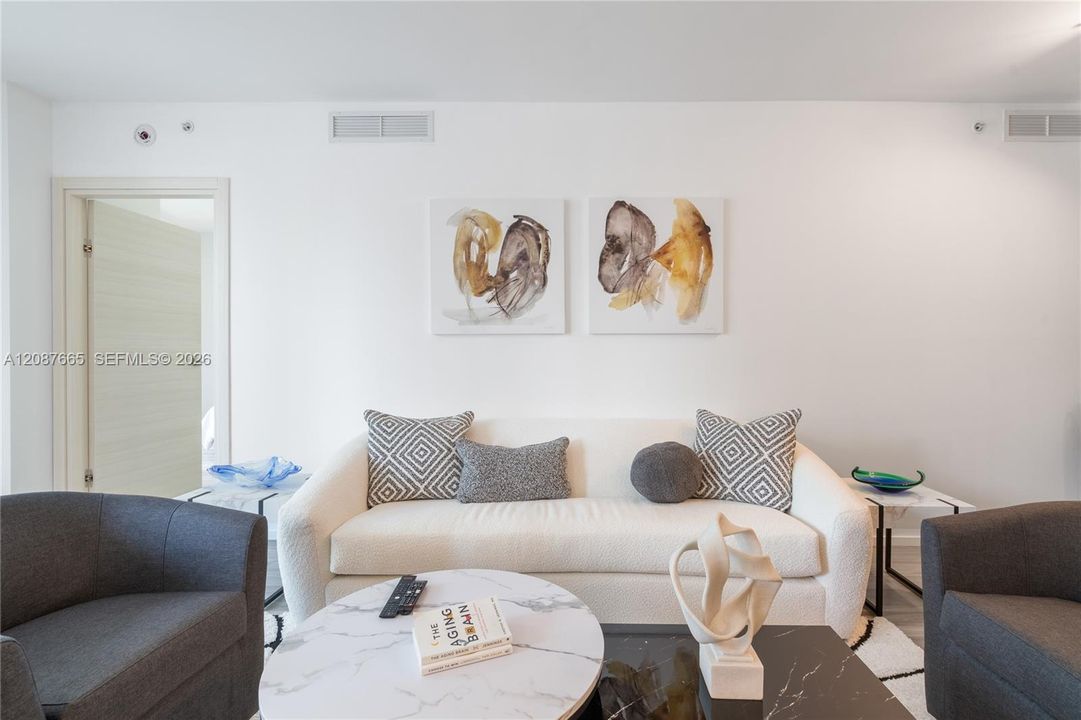 For Rent: $8,500 (3 beds, 4 baths, 1469 Square Feet)