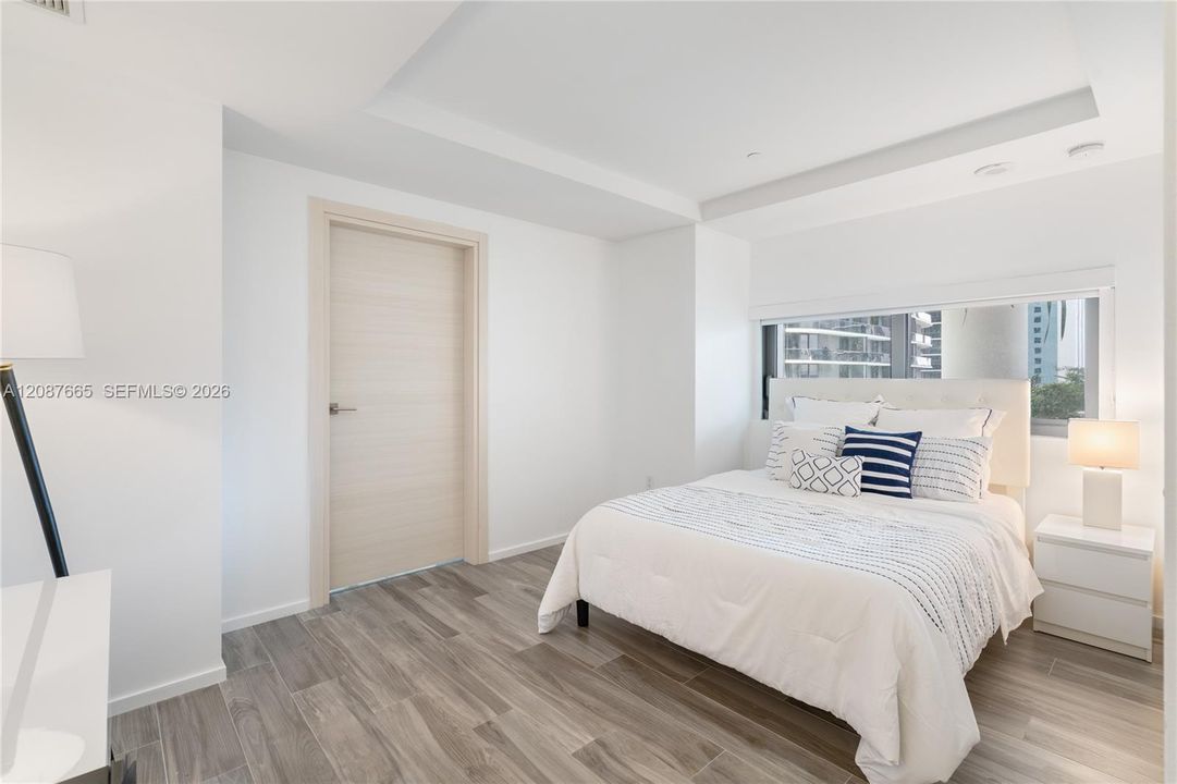 For Rent: $8,500 (3 beds, 4 baths, 1469 Square Feet)