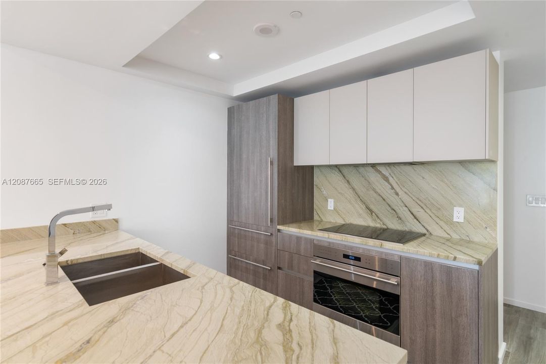 For Rent: $8,500 (3 beds, 4 baths, 1469 Square Feet)