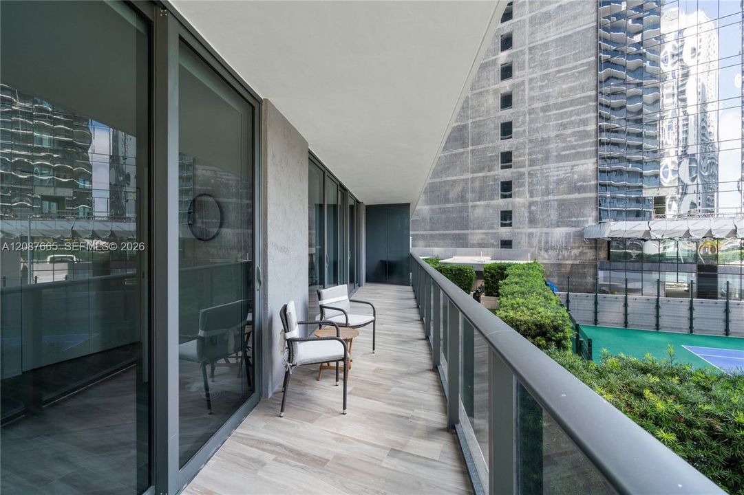 For Rent: $8,500 (3 beds, 4 baths, 1469 Square Feet)