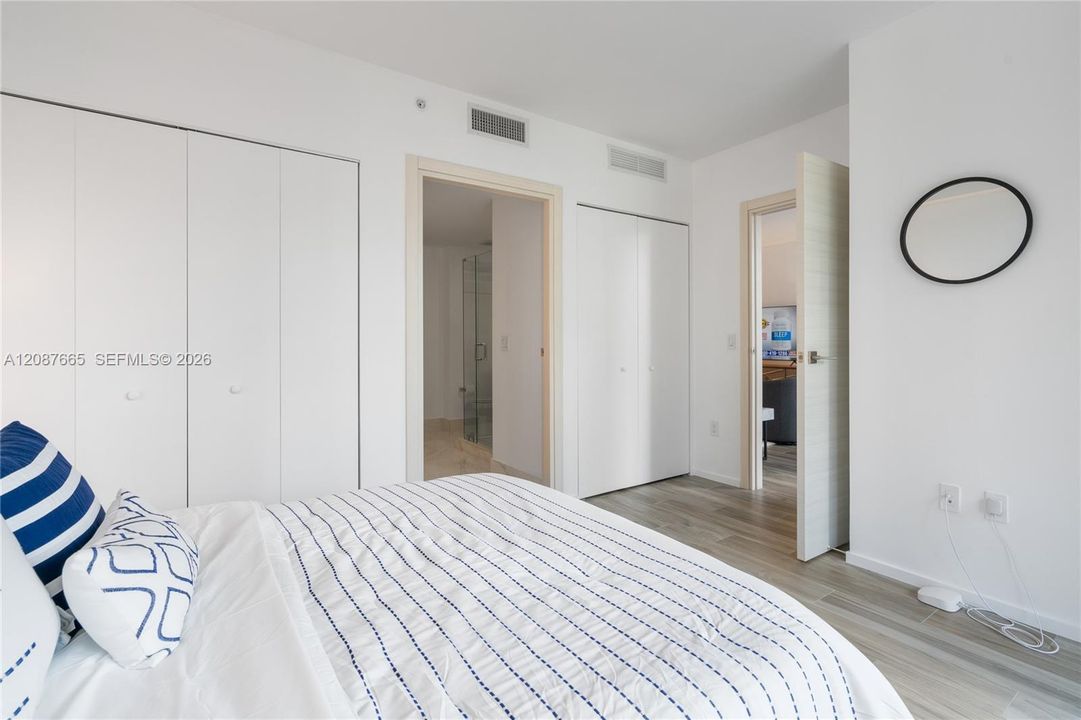 For Rent: $8,500 (3 beds, 4 baths, 1469 Square Feet)