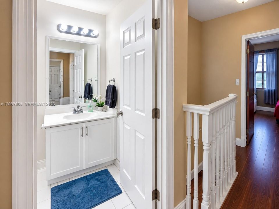 For Sale: $469,900 (4 beds, 3 baths, 1765 Square Feet)