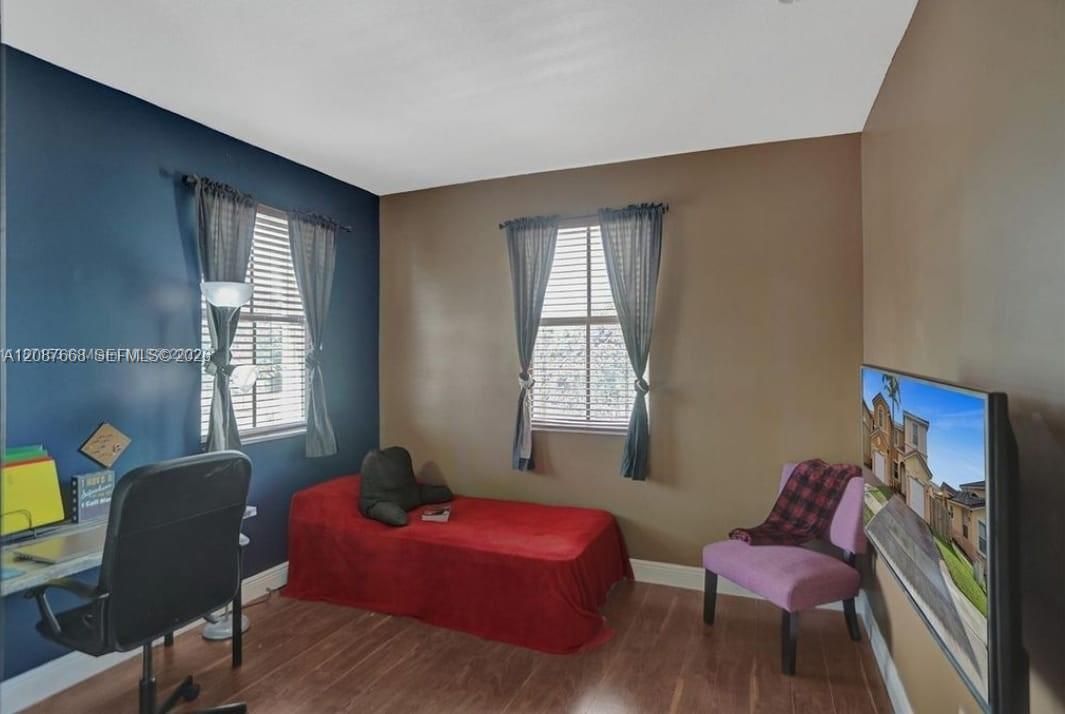 For Sale: $469,900 (4 beds, 3 baths, 1765 Square Feet)