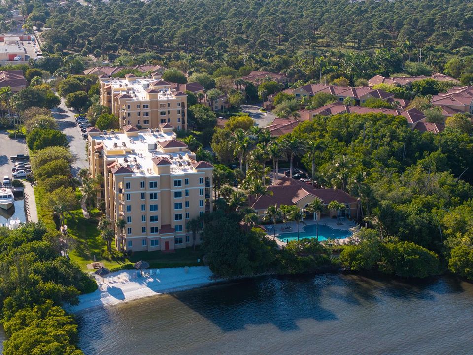 055_600 Scotia Dr. Hypoluxe - Florida Dr