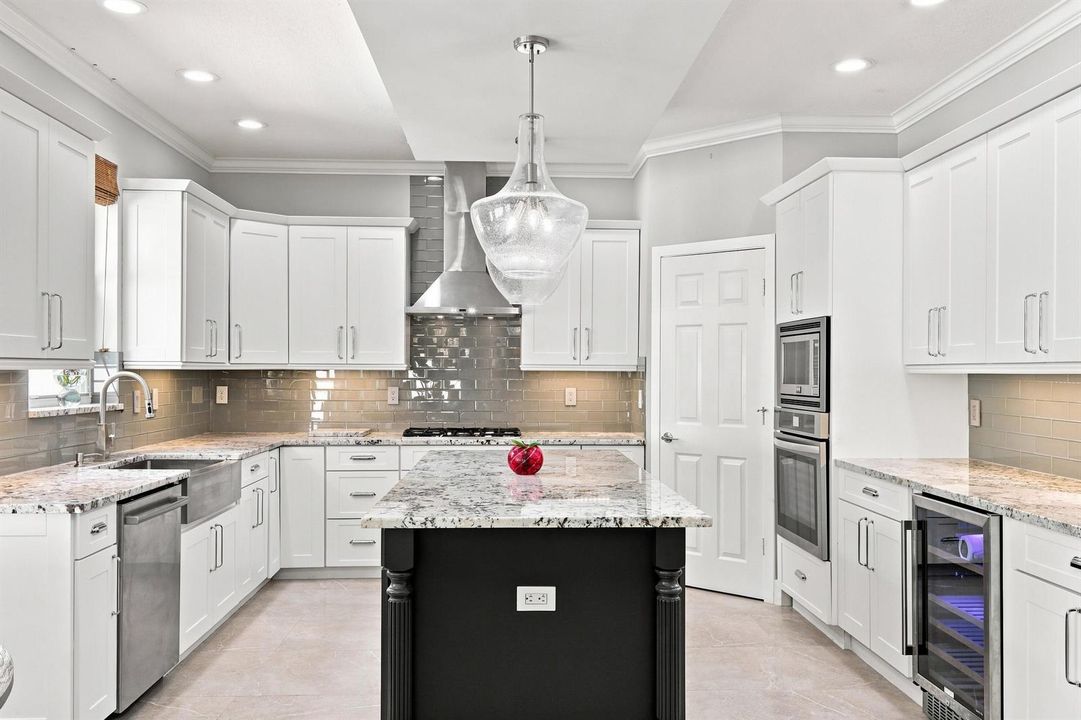 020 - 2478 Westmont Ln - 12