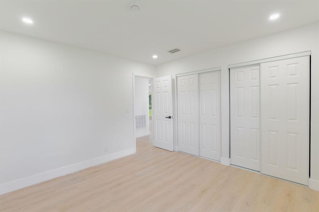 413-n-ware-dr-west-palm-beach-17-bedroom